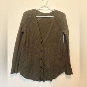 American Eagle forest green cardigan